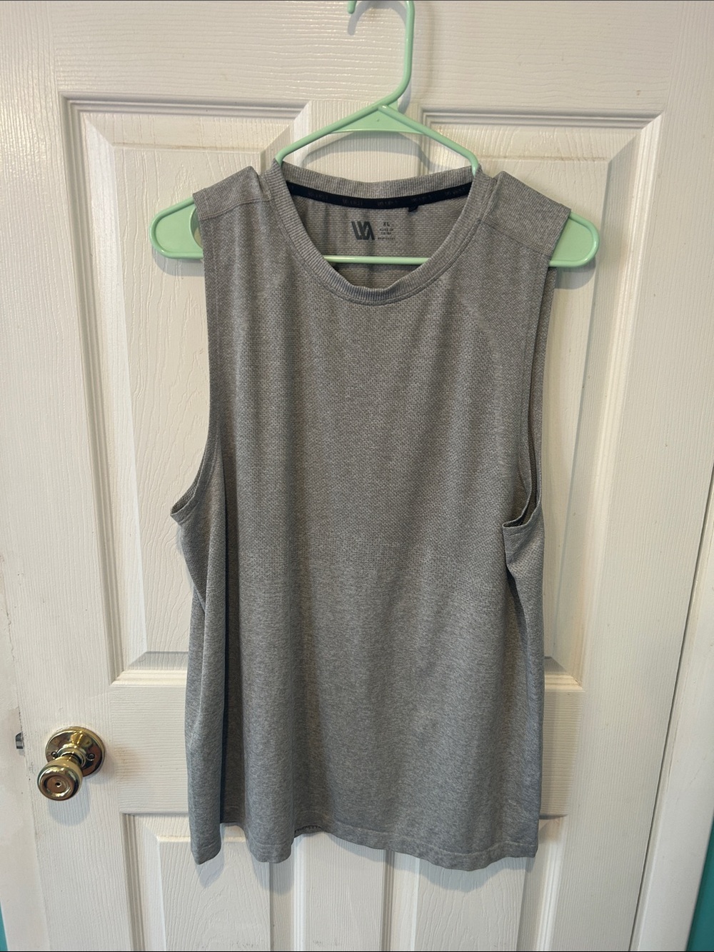 VRST Men's Gray Performance Muscle Tank